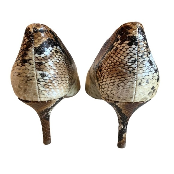 CHARLES DAVID Natural Snakeskin Print Fabric Upper Heels Size 6 Medium NEW - Picture 3 of 7
